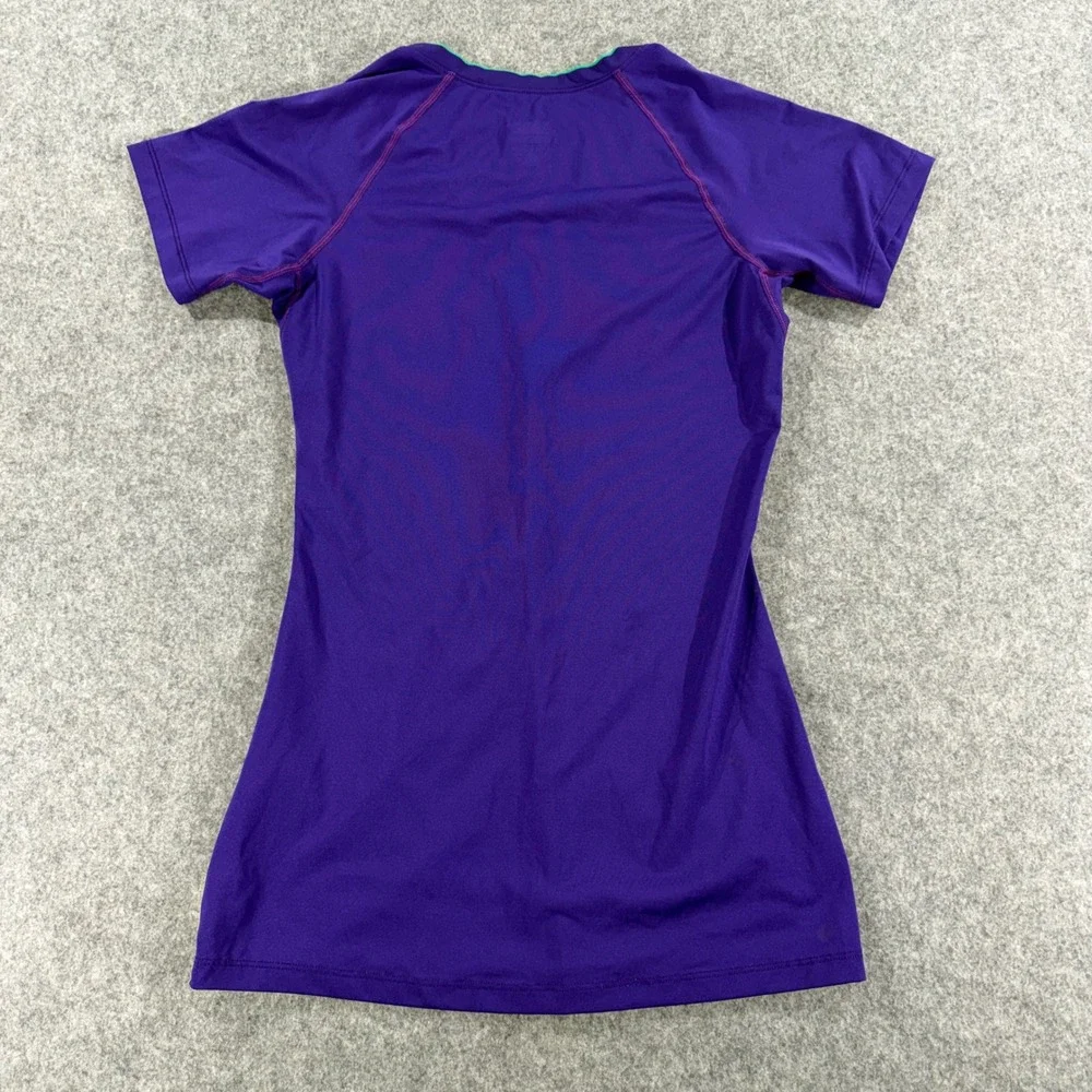 Nike Pro Livestrong Womens Purple V-Neck Short Sleeve Athletic T-Shirt Small